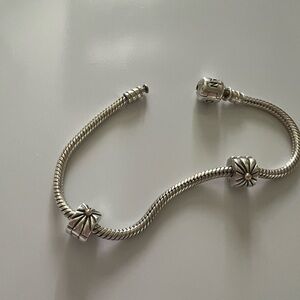 Pandora Sunburst Spacer Clip Charm